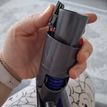 Garanti Süresi Devam Eden Dyson V12 Lazer Başlık Sorunuma Çözüm Bulunmuyor