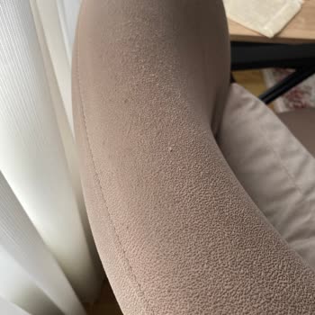 Pati Dostu Denilen Kumaşta Kedi İzi Sorunu Ve Yetersiz Müşteri Desteği