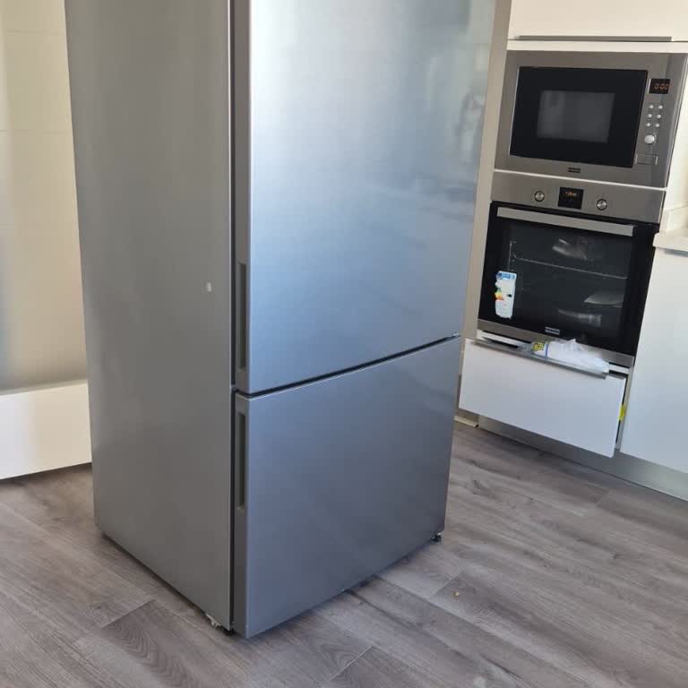 Samsung Buzdolabı Arızası Ve Yetersiz Servis Hizmeti Nedeniyle Mağduriyet