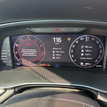 Kronik Arızalı Araç, Çözümsüz Servis Ve Kaba Yetkili Nedeniyle Mağduriyet Yaşıyoruz