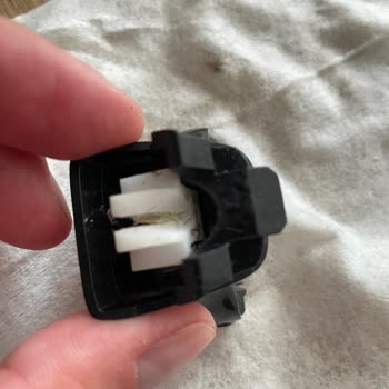 Garanti Sonrası Hijyen Sorunu Ve Devam Eden Şarj Problemi Nedeniyle Ürün Değişimi Talebi