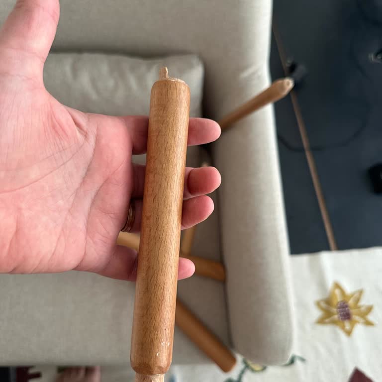 Kısa Sürede Kırılan Koltuk Ayağı İçin Yüksek Ücret Talebi Ve Çözüm Eksikliği