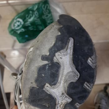 Deichmann Fila Kids’ Sneakers Fell Apart in Less Than a Month, Refused Warranty Claim