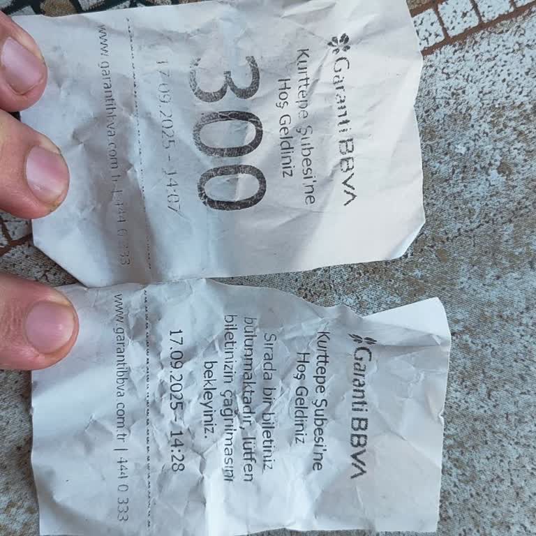 Adana Şubelerinde Döviz İşlemi İçin Saatlerce Bekletildim İlgisizlik Mağduriyet Yaşattı