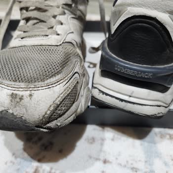 Kısa Sürede Dağılan Ayakkabı Ve Yetersiz İnceleme Süreci