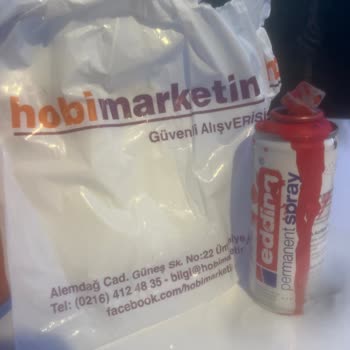 Akrilik Boya Spreyinden Beklenmedik Sızıntı Hayal Kırıklığı Yarattı