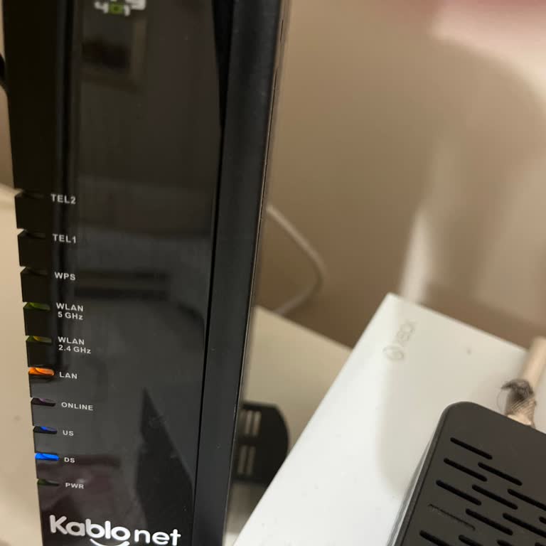 Sürekli İnternet Ve TV Kesintileri İşimi Ve Günlük Hayatımı Aksatıyor