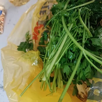 Deterjan Kokulu Maydanoz Ve Sürekli Hatalı Siparişler: Sağlığımız Tehlikede!