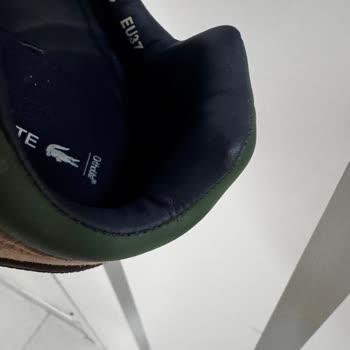 Yeni Alınan Lacoste Ayakkabı Ciddi Rahatsızlık Ve Yaralanmaya Sebep Oldu