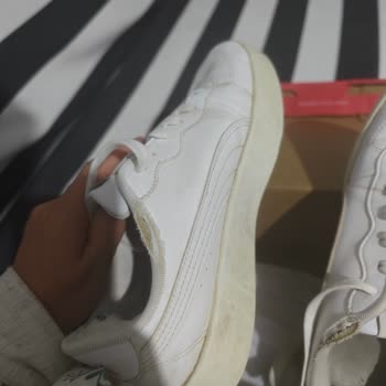 Kısa Sürede Yırtılan Ayakkabıya Ret Cevabı Ve Belge Verilmemesi Mağduriyet Yaşattı