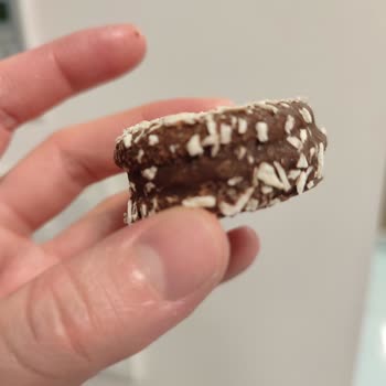 Aldığım Bisküvi Bozuk Çıktı, Garanti Ve İade Bilgisi Yok