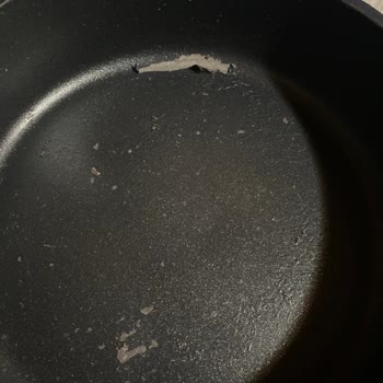 Taç Döküm Tencerede Kısa Sürede Kabarma Ve Soyulma Sorunu Yaşadım