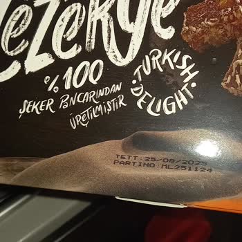 Uzungil Tarihi Geçmiş Lokum Ve Cezerye Satışıyla Sağlık Riski Yaşadık