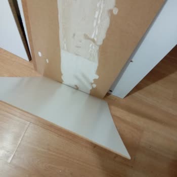 Hasarlı Ve Eksik Teslim Edilen Gardırop İçin İade Ve Parça Sorunu Çözülemiyor