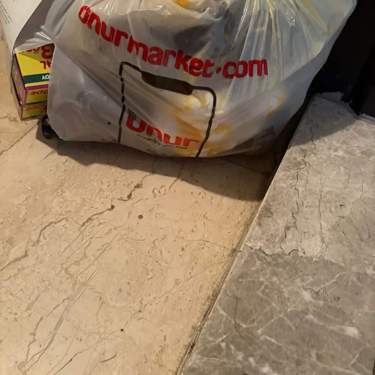 Kırık Yumurta İçin Ücret İadesi Yapılmadı, Müşteri Memnuniyeti Sağlanmadı