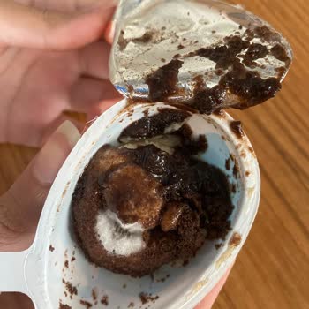 Çocuklar İçin Alınan Ozmo Yumurtasında Küf Tabakası Endişesi