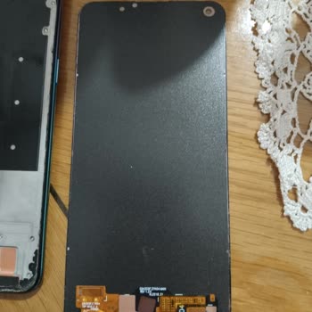 Ekran Değişimi Sonrası Sorunlar Ve Yetersiz Servis Desteği