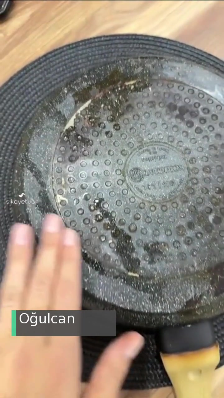 Korkmaz Tencerem Soyuldu Ve Alt Tarafında Kalkma Oldu! videonun kapak resmi
