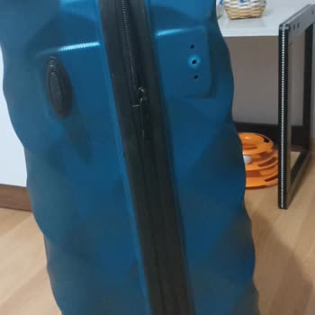 Kırık Valiz İçin Mağduriyetim Giderilmedi, Ücret İadesi Veya Değişim Talep Ediyorum