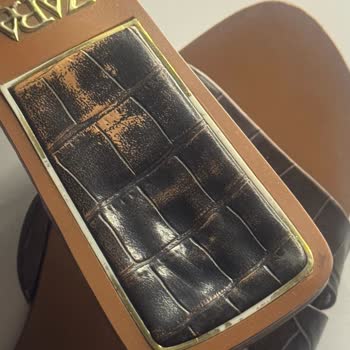 Zara’dan Aldığım Sandalet Bir Gün Dayanmadı, Müşteri Hizmetleri Hayal Kırıklığı