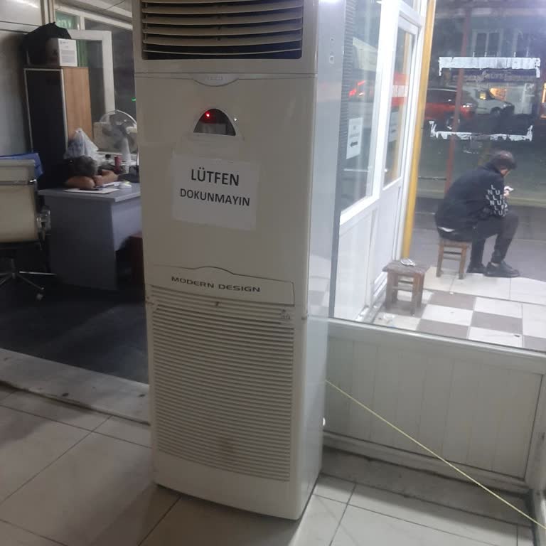 Gece Terminalde Mahsur Kaldım Biletim İptal Edildi Bilgi Verilmedi