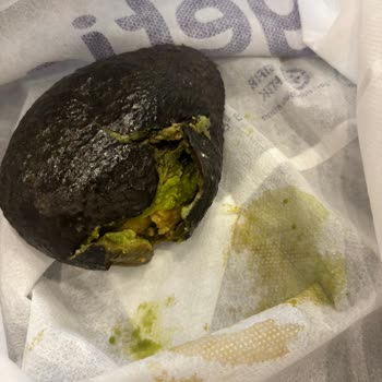 GetirMarket'ten Defalarca Sorunlu Ve Küflü Avokado Teslimatı