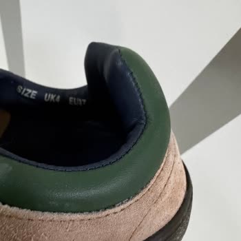 Aldığım Ayakkabı Ayağımı Yaraladı, İade Talep Ediyorum