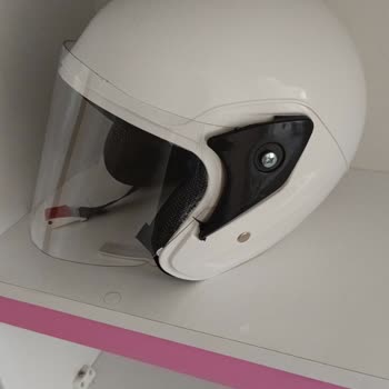 Sipariş Verdiğim Kask Yerine Farklı Ve Kalitesiz Ürün Gönderildi