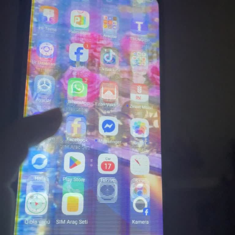 Yeni Alınan Telefonun Ekranında Ani Kararma ve Çalışmama Sorunu