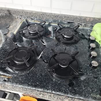 Kendi Kendine Patlayan Ocak Ve Ulaşılamayan Servis Mağduriyeti