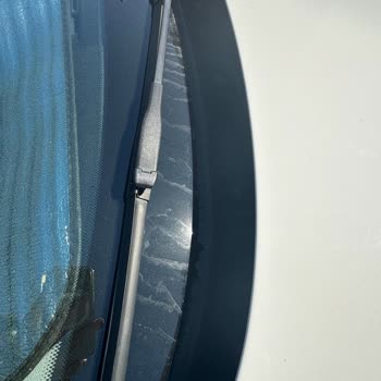 BMW 116d Ön Cam Fitilinde Kronik Deformasyon Sorunu Yaşadım