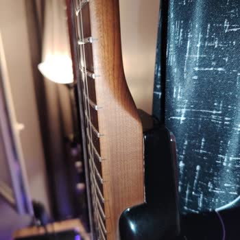 Kusurlu Gitar Satışı Ve Tutarsız İade Süreci