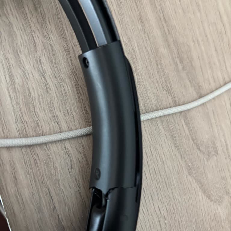 Kısa Sürede Kırılan Kulaklık Ve Yetersiz Garanti Desteği