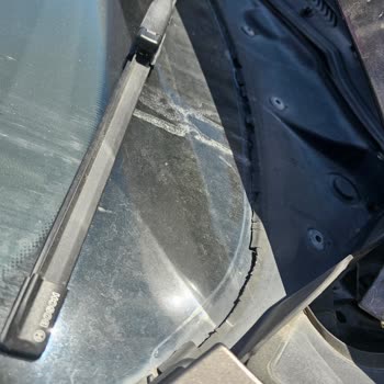 BMW 320 F30 Kapı Kolları Ve Cam Fitilleri Sorunu