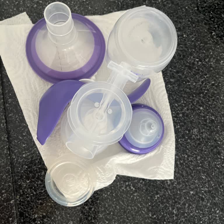 Lansinoh Göğüs Pompası Ve Biberonda Geçmeyen Küf Kokusu Sorunu