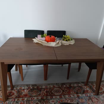 Kelebek Mobilya Aldığımız Günden Beri Sorunlu Masa İçin Çözüm Bekliyoruz