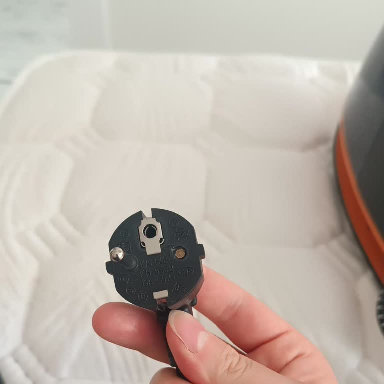 Servisten Hasarlı Dönen Ütü İçin Değişim Talebim Karşılanmadı, Mağduriyetim Sürüyor