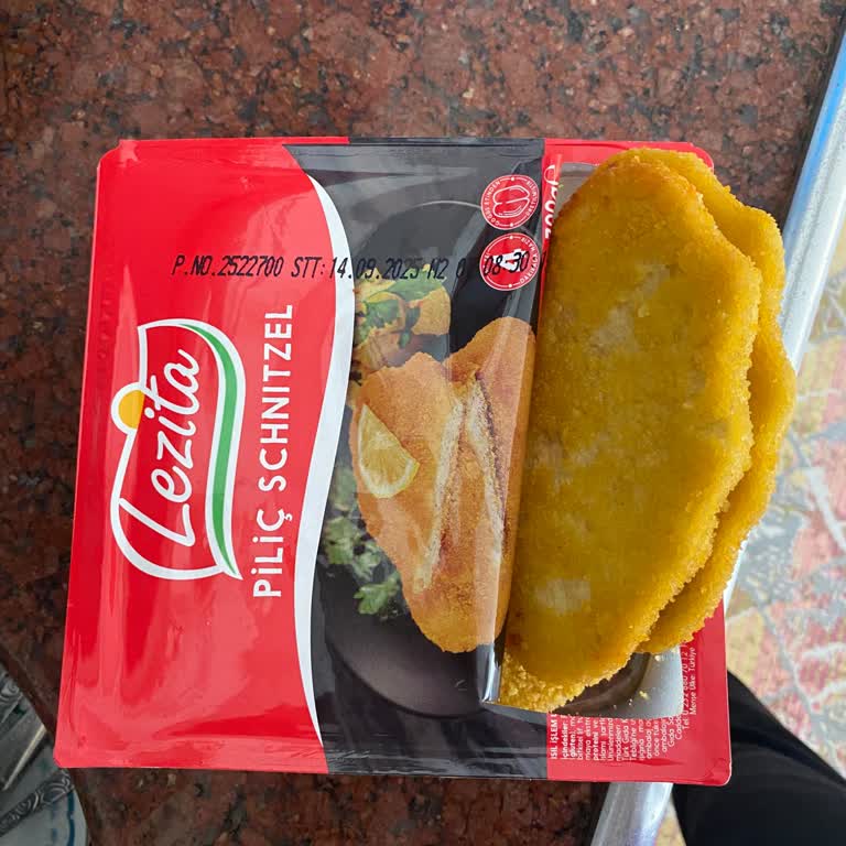 Tarihi Geçmiş Lezita Şinitzel Satışıyla Sağlığımız Tehlikeye Atıldı