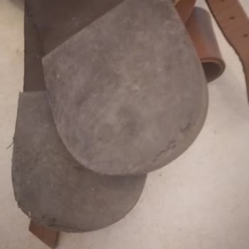 Kısa Sürede Deforme Olan Ayakkabı Ve Yetersiz Müşteri Hizmeti