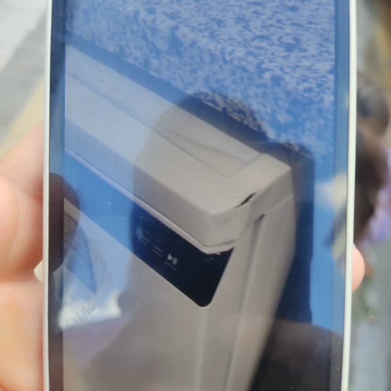 Teslim Edilen Çamaşır Makinesi Kırık Çıktı, Parça Değişimi Yerine Ürün Değişimi Talebi