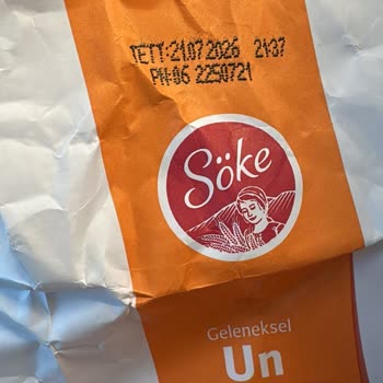 Böcekli Ürün Ve Yetersiz Müşteri Hizmetiyle Mağduriyet Yaşadım