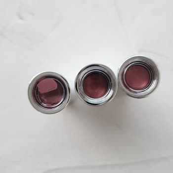 Kırık Ve Kullanılmış Rujlar Gönderildi, Müşteri Hizmetlerinden Dönüş Alınamıyor