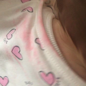 Hediye Olarak Alınan Nevresim Takımında Renk Verme Ve Faturasız Destek Sorunu