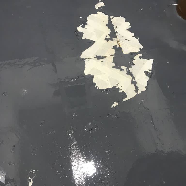 Dyo Fayans Boyası Uygulama Sonrası Hızla Soyuldu, Mağduriyet Yaşadım