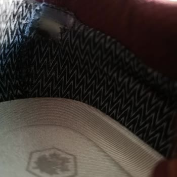 Mahkeme Kararına Rağmen FLO Değişim Yapmıyor Ve Hak Kaybı Yaşatıyor