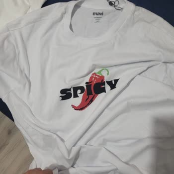 Yırtık Ve Defolu Ürün Gönderimi Sonrası Hayal Kırıklığı Ve Çözüm Talebi