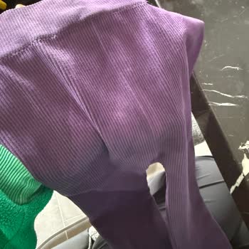 Serious Color Bleeding in Calzedonia Kids Leggings