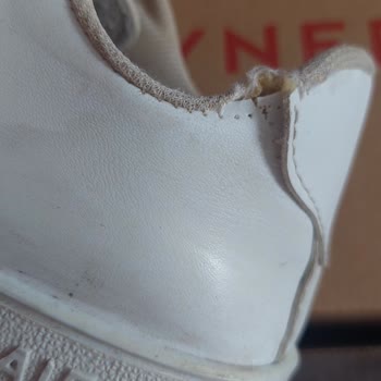 Кроссовки Nike Air Force — обувь быстро износилась, решения нет