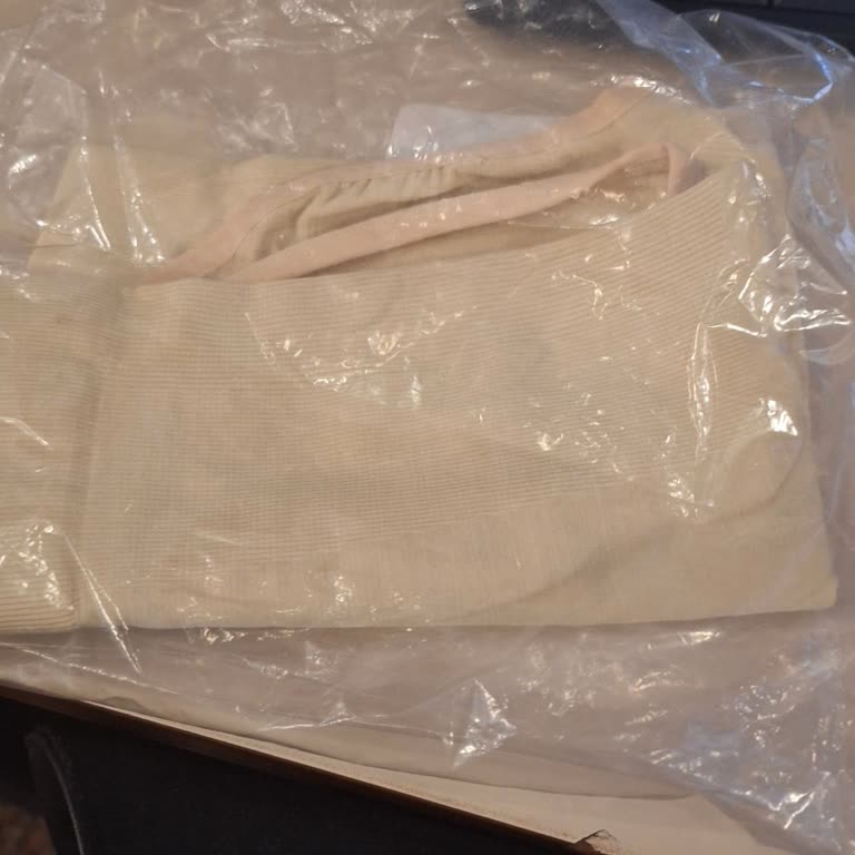 Korse Siparişim Şeffaf Paketle Gönderildi, Mahremiyetim İhlal Edildi