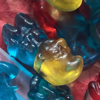Волос в мягких желейных конфетах Haribo — проблема с гигиеной продукта